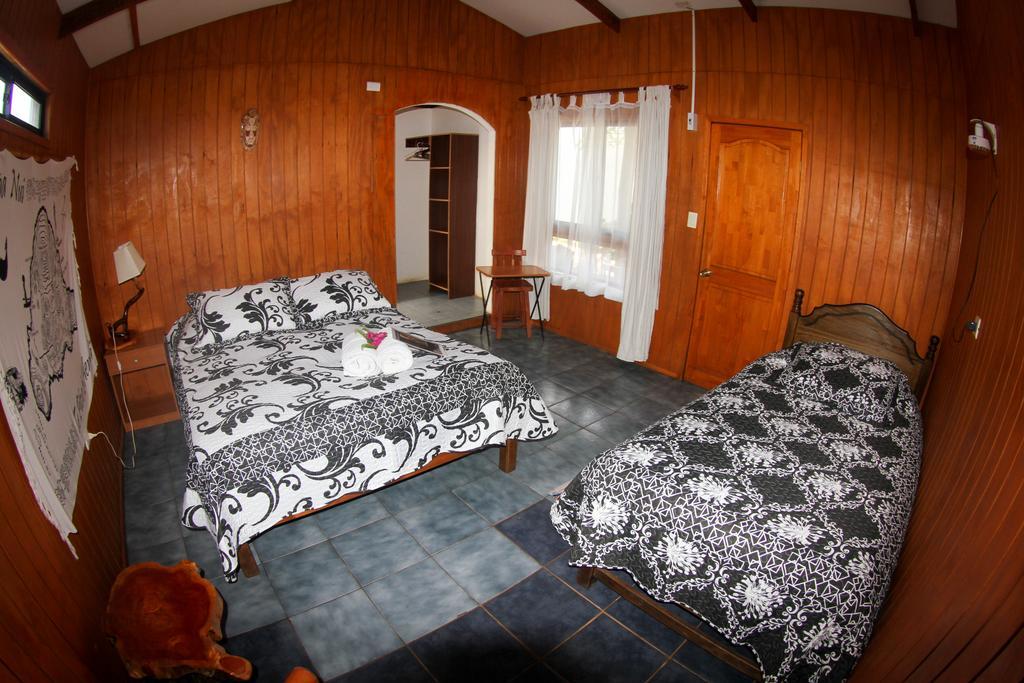 Cabanas Keuhenua Hanga Roa Buitenkant foto